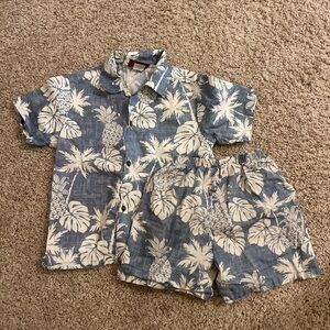 Tropical Blue and White Kids Shirt & Shorts Set Sz 6/7 (estimate)